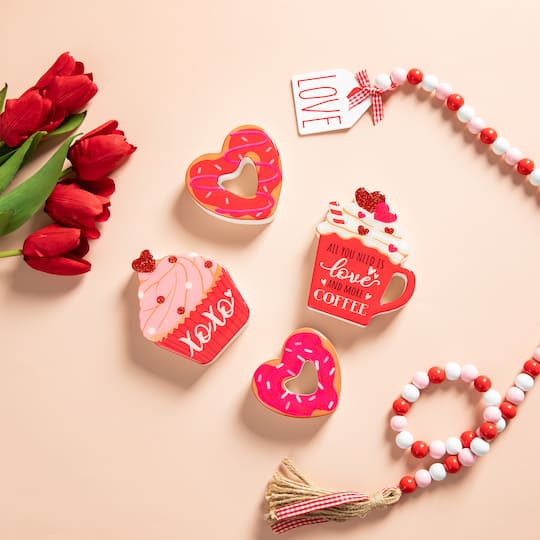 Glitzhome® Valentine's Wooden Cup Cakes & Heart Table Décor Set